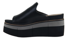 Load image into Gallery viewer, Flow In Black Platform Sandals
