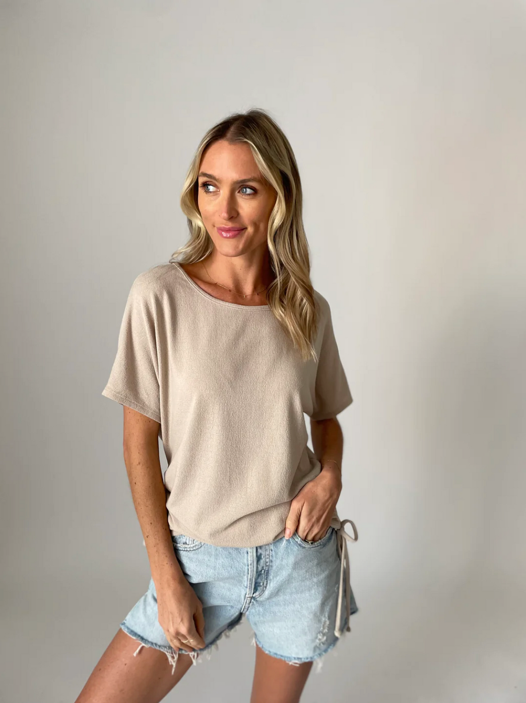 Mia Top in Taupe
