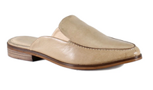 Load image into Gallery viewer, Art Easel Loafer in Offwhite