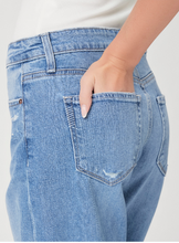Load image into Gallery viewer, Alexis Barrel Leg Jean