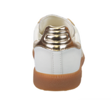 Load image into Gallery viewer, Cloud Sneaker in Beige