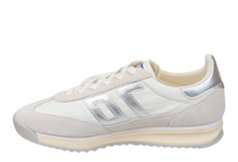 Load image into Gallery viewer, Barkley Jogger in Metallic Silver