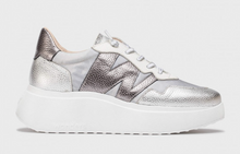 Load image into Gallery viewer, Zenit Sneakers in Platinum