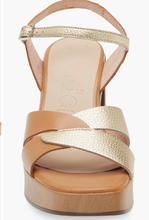 Load image into Gallery viewer, Soraya Sandal in Tan & Gold