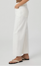 Load image into Gallery viewer, Arellia Ankle Barrel Leg in Ecru