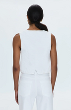 Load image into Gallery viewer, Vero Denim Vest in White
