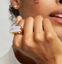 Load image into Gallery viewer, Castle Ring