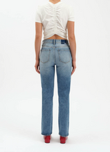 Load image into Gallery viewer, Smarty Pants in Face to Face