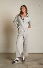 Load image into Gallery viewer, Vinny Collared Sweatshirt