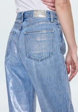 Load image into Gallery viewer, Wes Barrel Jean in Spellbound