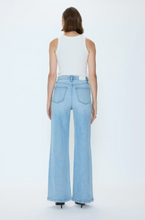 Load image into Gallery viewer, Lana Wide Leg Jean in Perspective