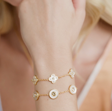 Load image into Gallery viewer, Colette Delicate Bracelet in Champagne