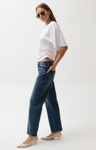 Load image into Gallery viewer, Lexi Bowed Straight Jean in Artisan