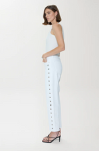 Load image into Gallery viewer, Lexi Bowed Straight Jean in Vivid White
