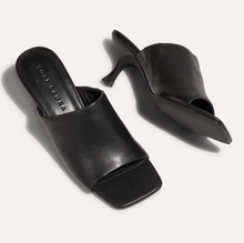 Load image into Gallery viewer, Wren In Black Leather