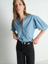 Load image into Gallery viewer, Emmett Top in Chambray