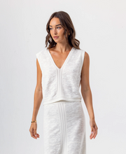 Load image into Gallery viewer, Clover Sweater Vest in Cream