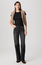 Load image into Gallery viewer, Anessa Twisted Outseam Jean in Ink Black