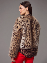 Load image into Gallery viewer, Collarless Everest Fur Jacket