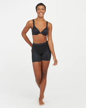 Load image into Gallery viewer, Thinstincts 2.0 Girl Short in Black