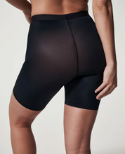 Load image into Gallery viewer, Thinstincts 2.0 Mid-Thigh Short in Black