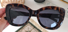 Load image into Gallery viewer, Magnolia Sunglasses
