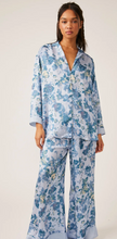 Load image into Gallery viewer, Dreamy Days Pajamas Set
