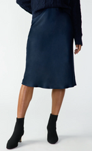 Load image into Gallery viewer, Everyday Midi Skirt in Navy
