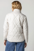 Load image into Gallery viewer, Shirttail Hem Jacket in Opal
