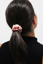 Load image into Gallery viewer, Skinny Satin Scrunchies in Beaches and Cream
