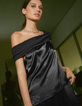 Load image into Gallery viewer, Vera Off The Shoulder Top in Black
