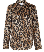 Load image into Gallery viewer, The Signature Shirt in Leopard
