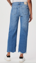 Load image into Gallery viewer, Leenah Ankle Wide Leg Jean
