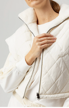 Load image into Gallery viewer, Rhea Vest

