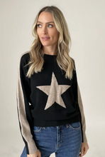 Load image into Gallery viewer, Morgan Star Sweater Brown / Black
