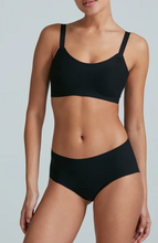 Load image into Gallery viewer, Butter Soft-Support Adjustable Bralette-Black
