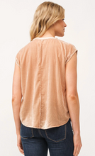 Load image into Gallery viewer, YANIS V-NECK SLEEVELESS VELVET TOP NOMAD
