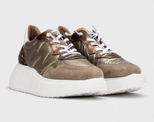 Load image into Gallery viewer, Brown ROMA sneaker
