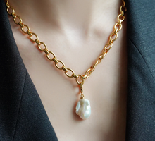 Load image into Gallery viewer, Florence Collar
