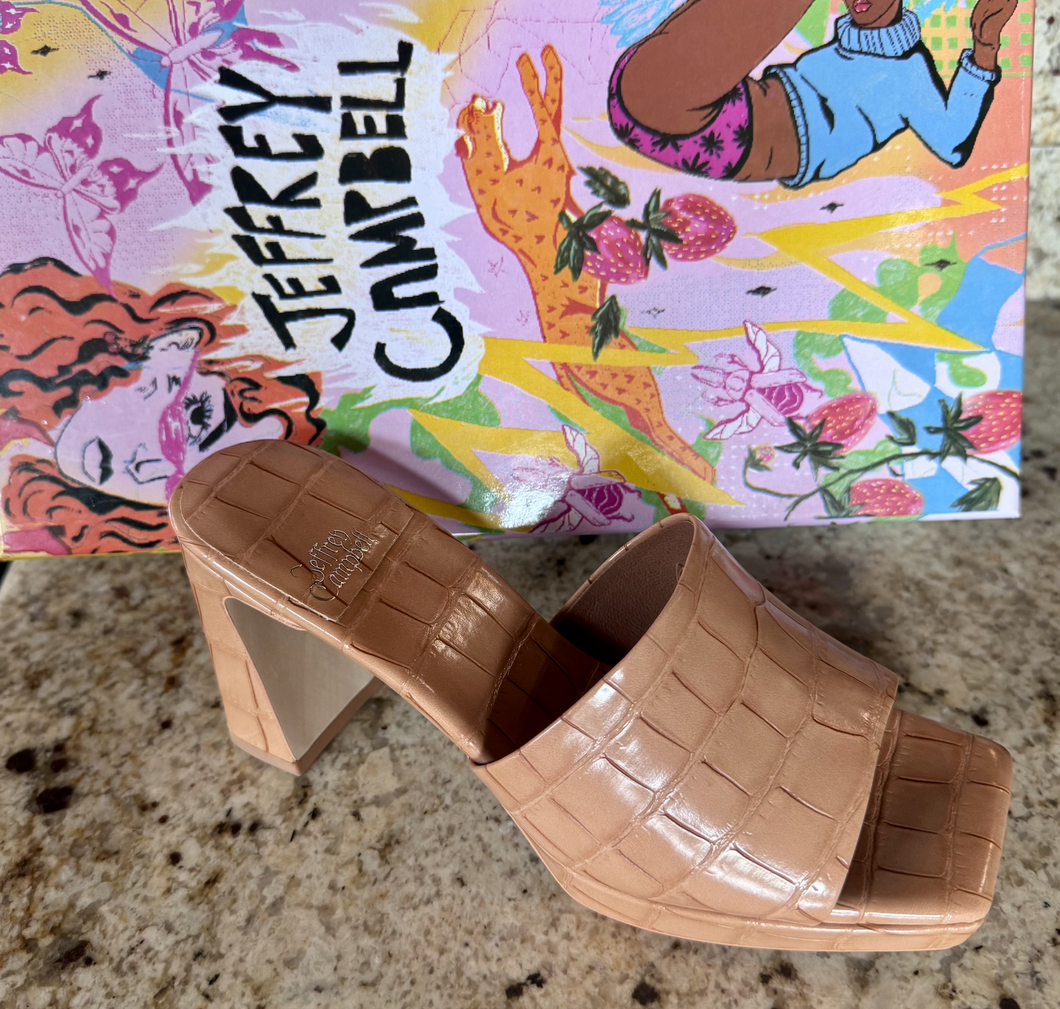Dress Code Heel in Beige Croc