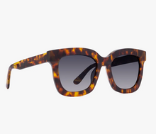 Load image into Gallery viewer, Carson Sunglasses in Amber Tortoise
