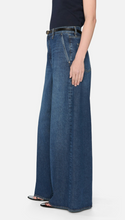 Load image into Gallery viewer, The Drape in Tommy
