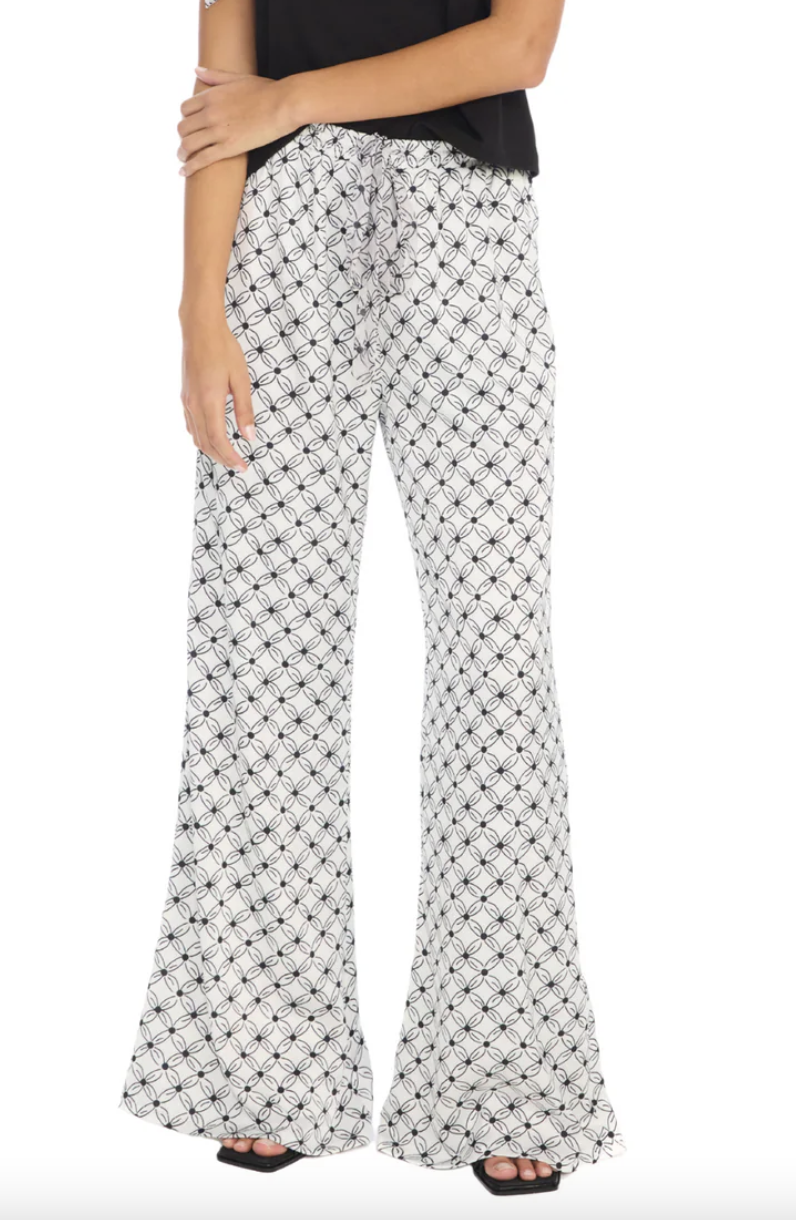 Selena Pant in Black & White
