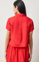 Load image into Gallery viewer, Elastic Cuff Button Down
