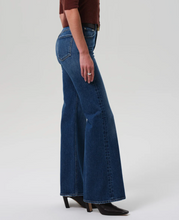 Load image into Gallery viewer, Kimberly 70&#39;s Flare
