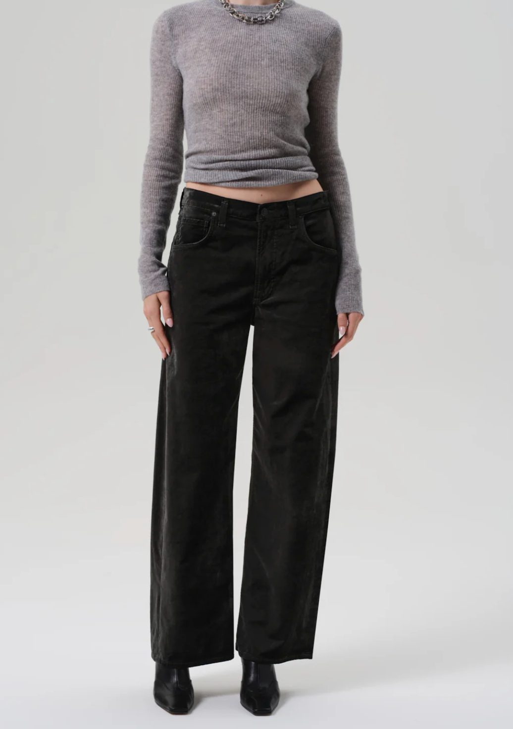 Ayla Baggy Velvet in Olive Leaf