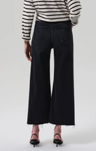 Load image into Gallery viewer, Lyra Wide Leg Crop Raw Hem

