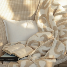 Load image into Gallery viewer, Casablanca Throw

