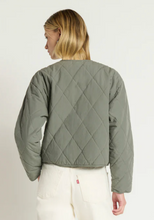 Load image into Gallery viewer, Aspen Quilted Jacket
