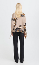 Load image into Gallery viewer, Jannike Blouse
